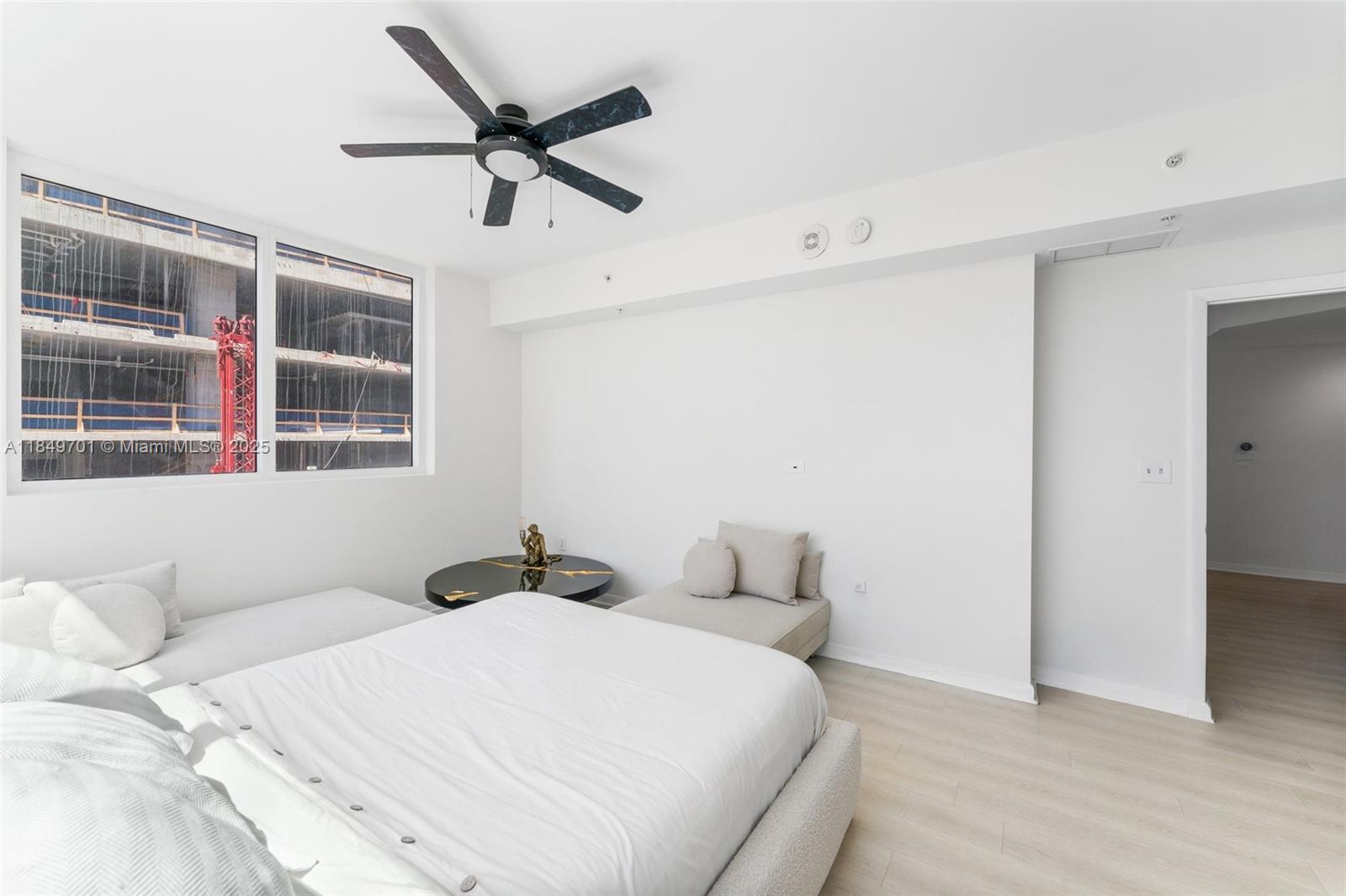 VIZCAYNE NORTH CONDO - Residential