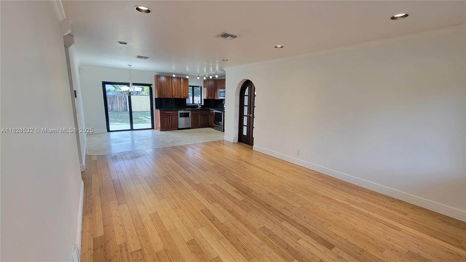7161 Pershing St *