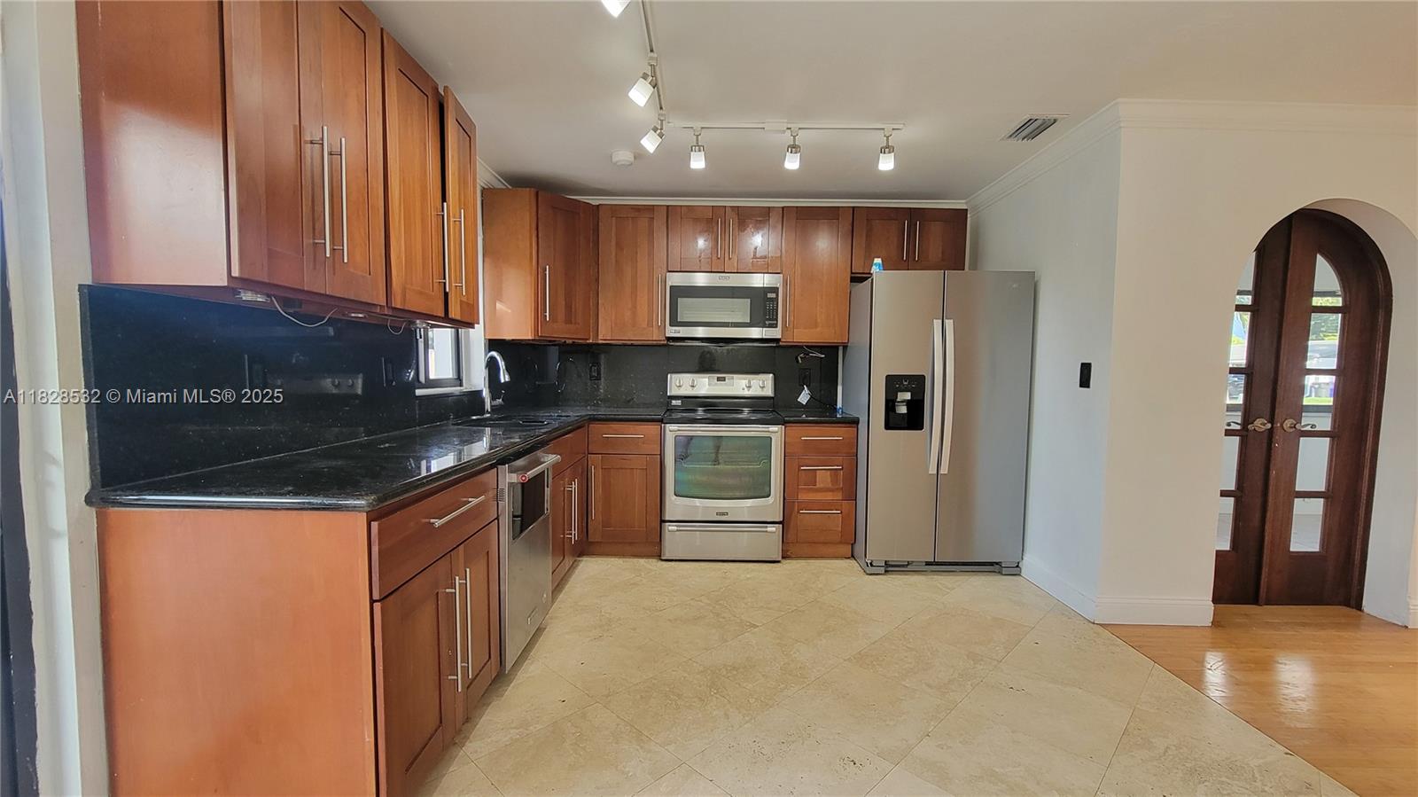 7161 Pershing St *