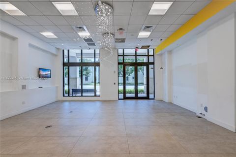 301 Altara Ave CU-3K Coral Gables FL 33146