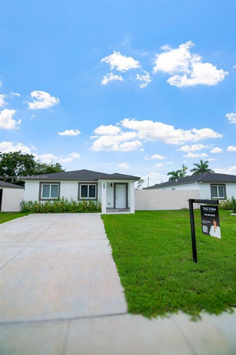 22810 SW 122nd Ct Miami FL 33170