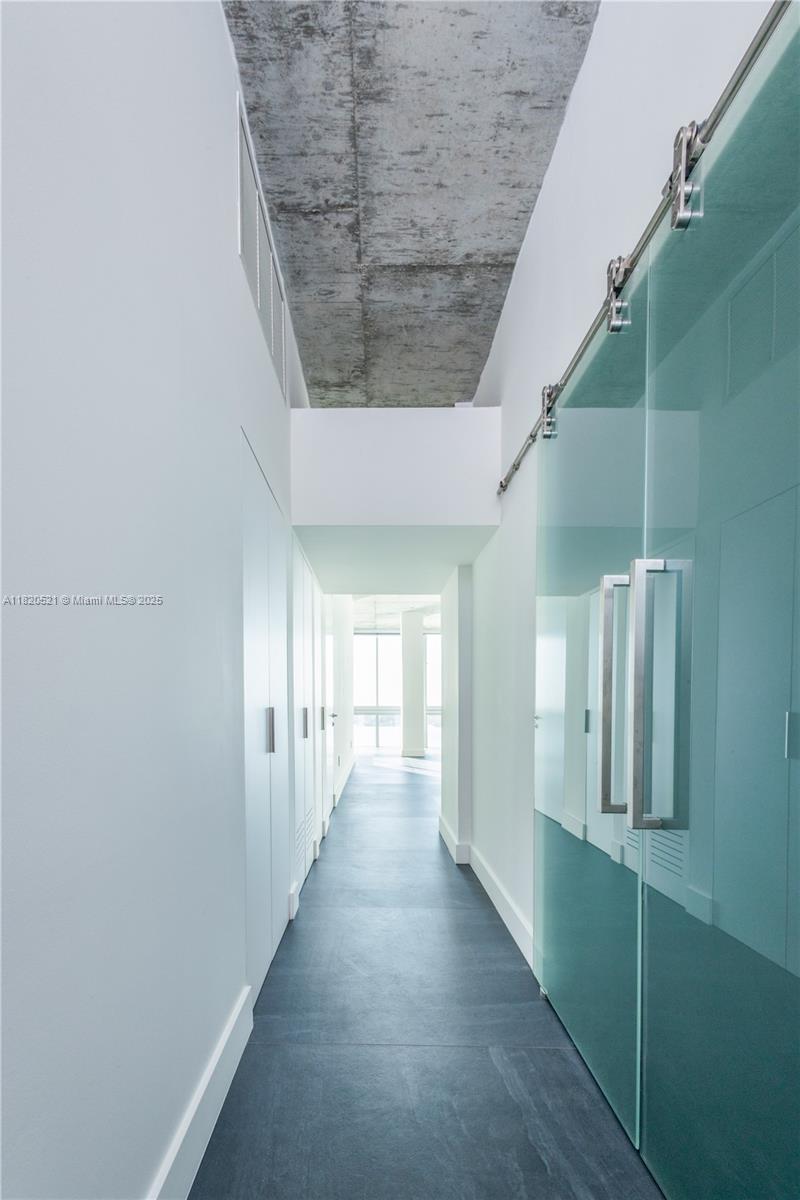 SPACE 01 CONDO - Residential Lease