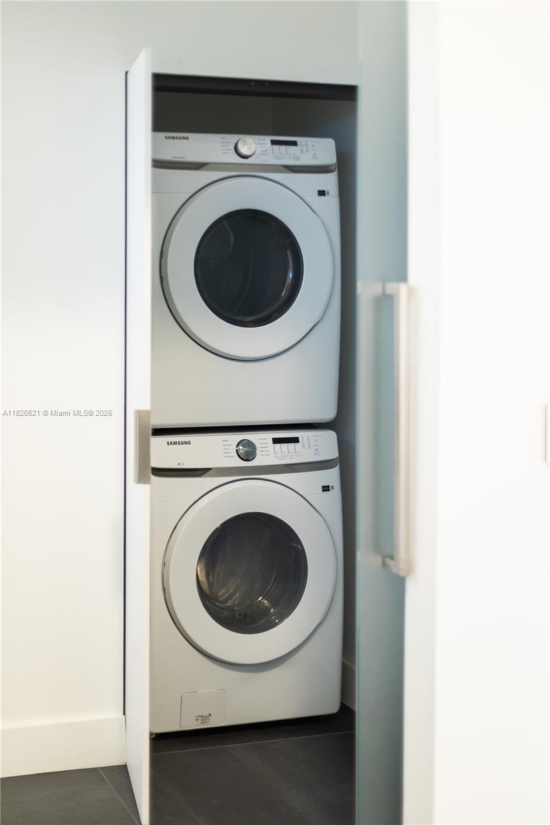 SPACE 01 CONDO - Residential Lease