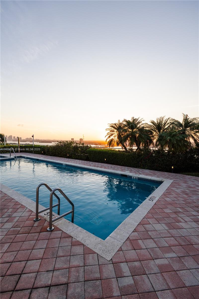 SPACE 01 CONDO - Residential Lease