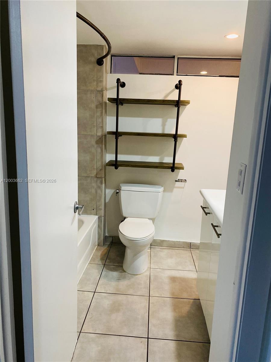 NIRVANA CONDO NO FOUR CON - Residential Lease