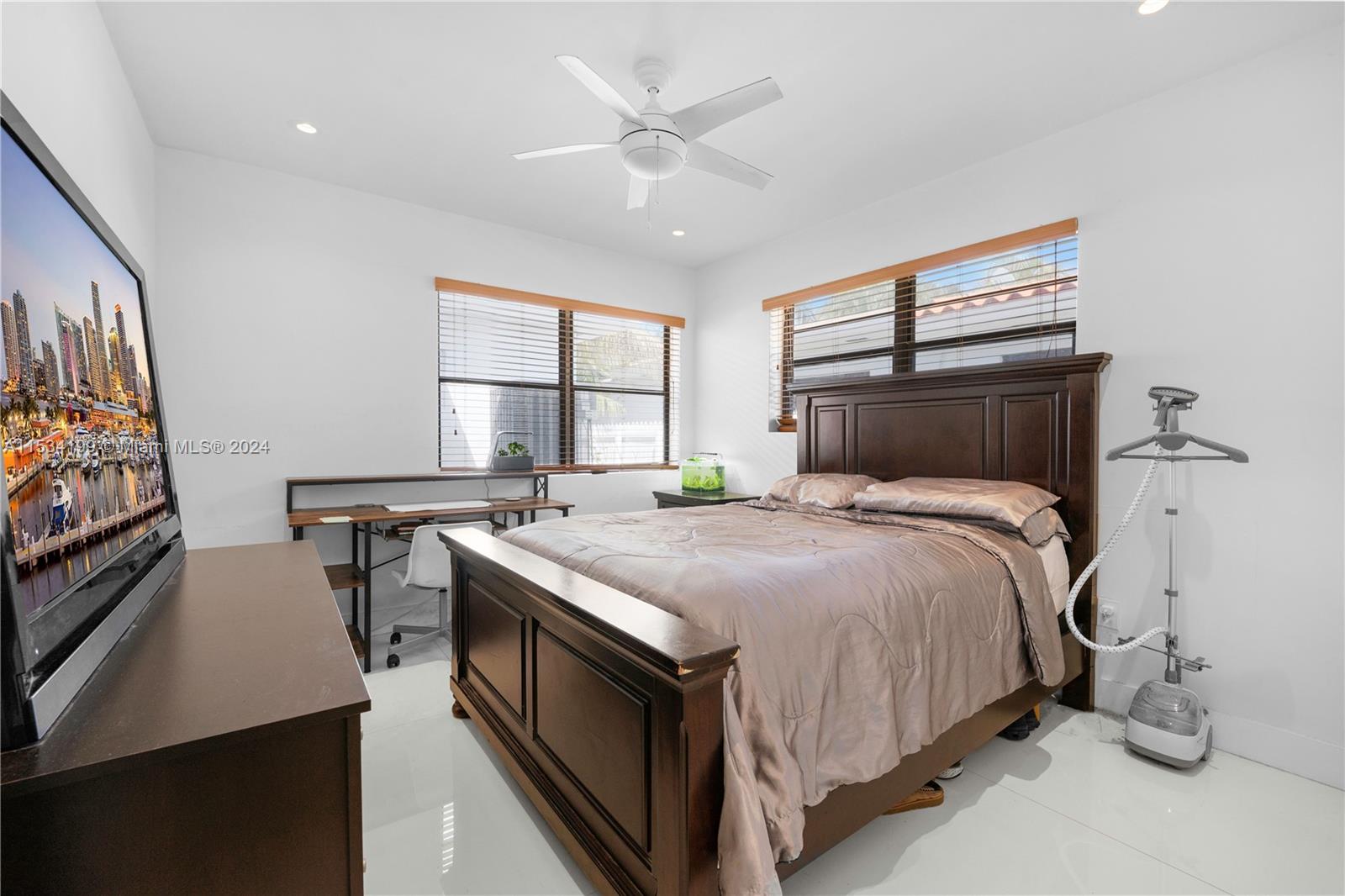 OCEANSIDE SEC ISLE OF NOR - Residential