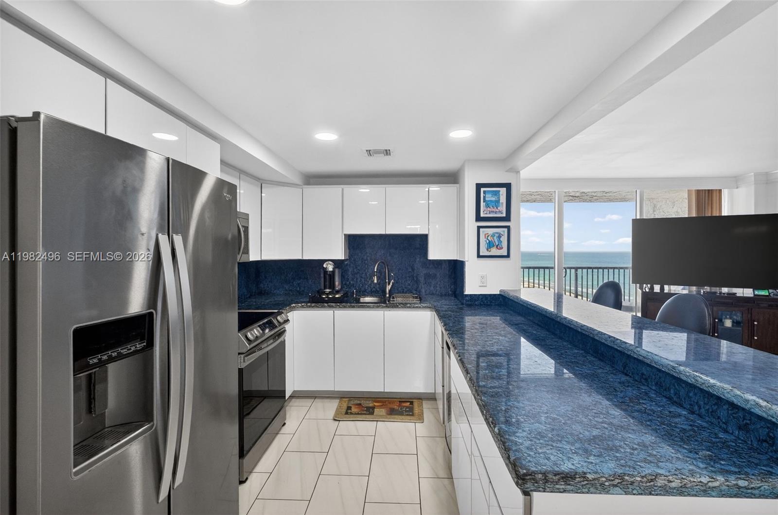 MIRASOL OCEAN TOWERS COND - Residential