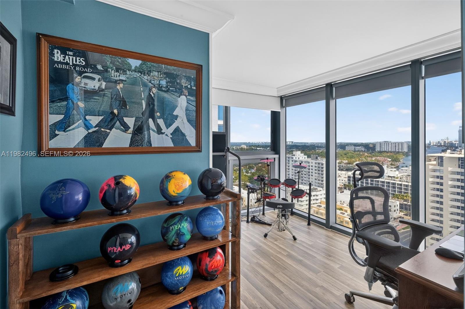 MIRASOL OCEAN TOWERS COND - Residential