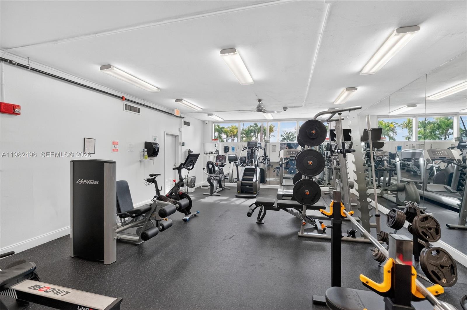 MIRASOL OCEAN TOWERS COND - Residential