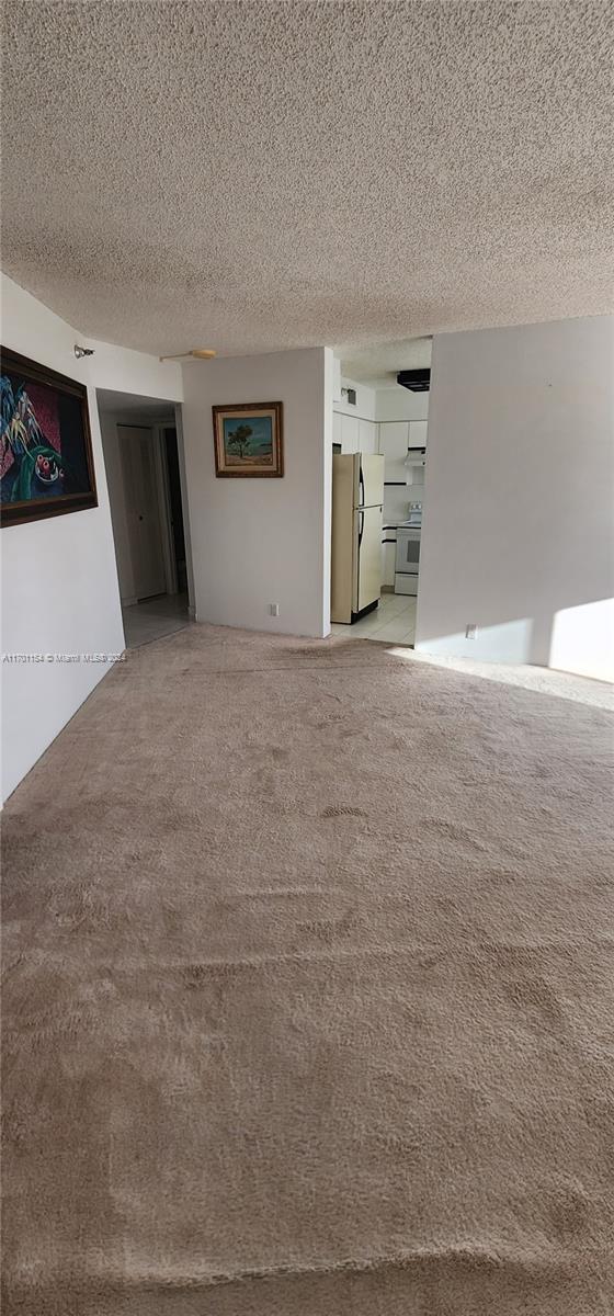 MYSTIC POINTE CONDO NO TH - Residential