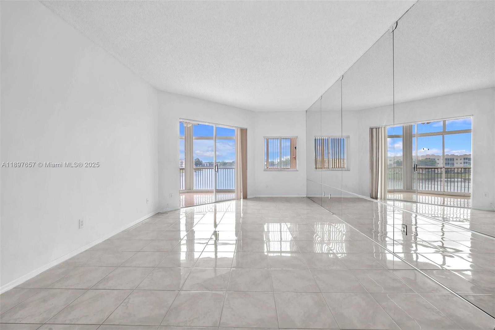 GRANVILLE CONDOMINIUM H - Residential