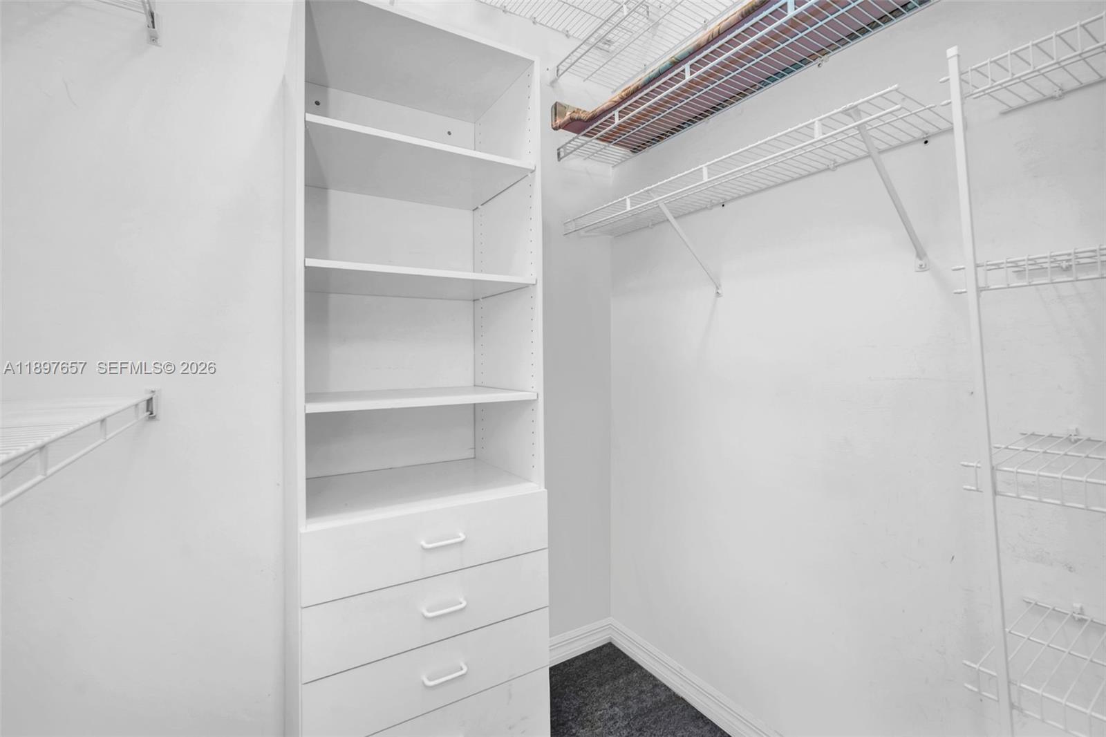 GRANVILLE CONDOMINIUM H - Residential