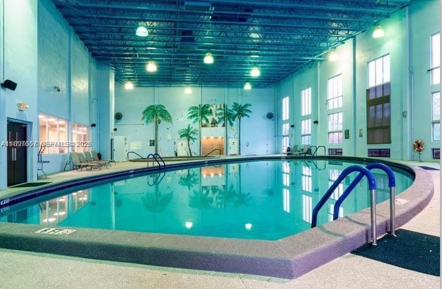 GRANVILLE CONDOMINIUM H - Residential