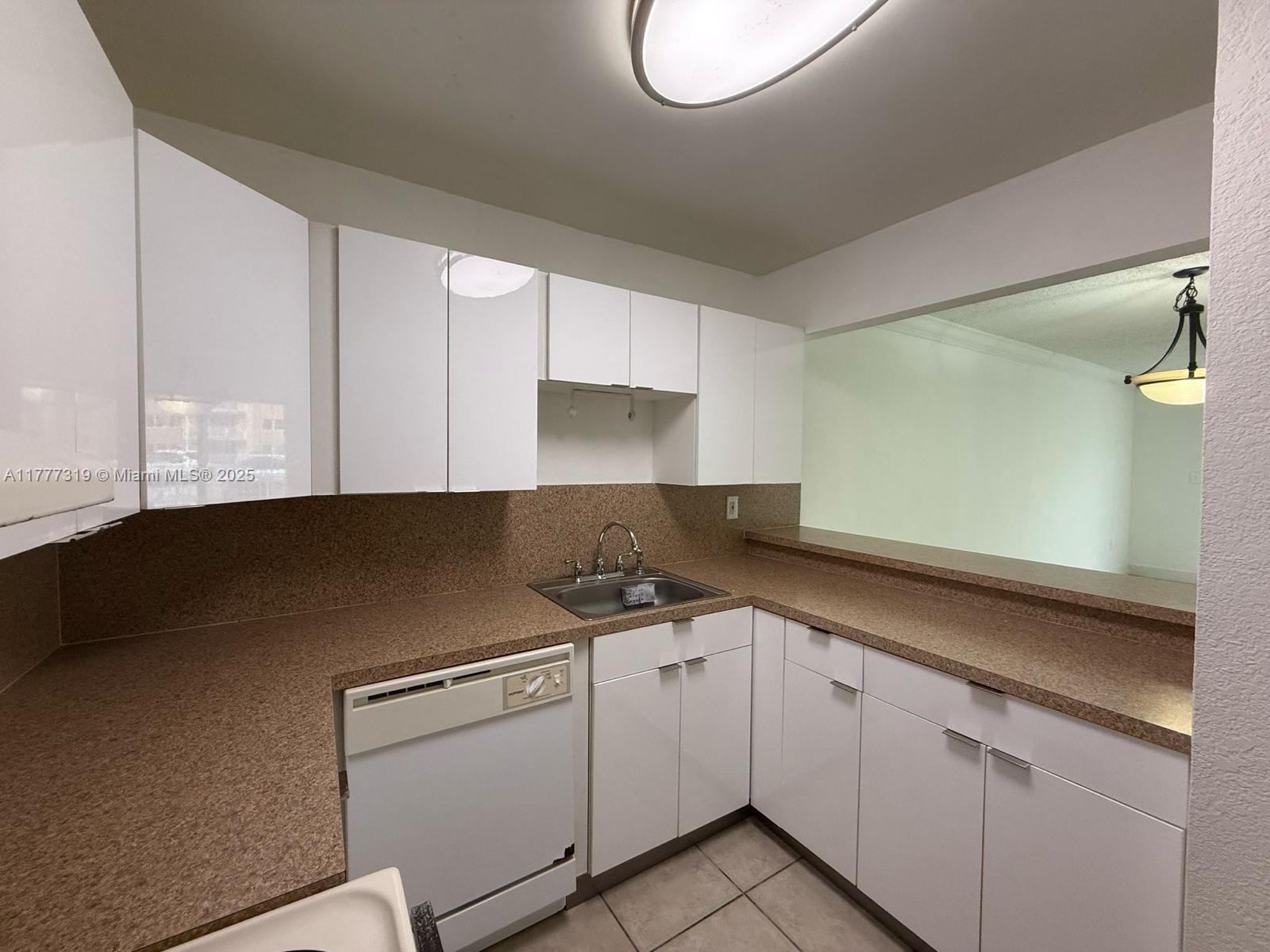 Rental Property at 7000 Nw 186th St 4-114, Hialeah, Miami-Dade County, Florida - Bedrooms: 2 
Bathrooms: 1  - $2,000 MO.