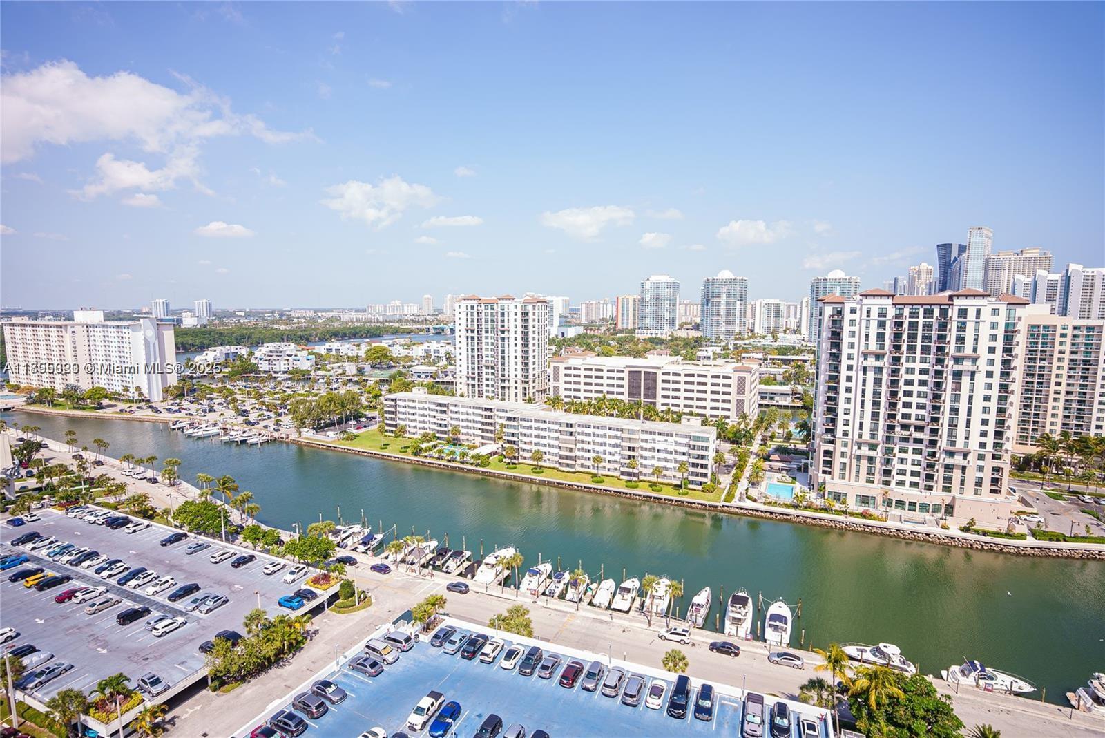 100 Bayview Dr 2028