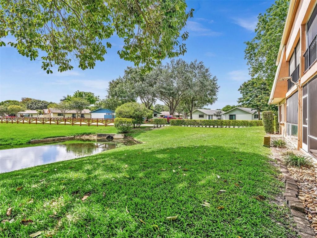 Photo of 3660 Citrus Trce #2, Davie, FL 33328 (MLS # A12026634)