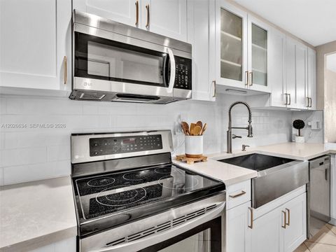 Tiny photo for 3660 Citrus Trce #2, Davie, FL 33328 (MLS # A12026634)