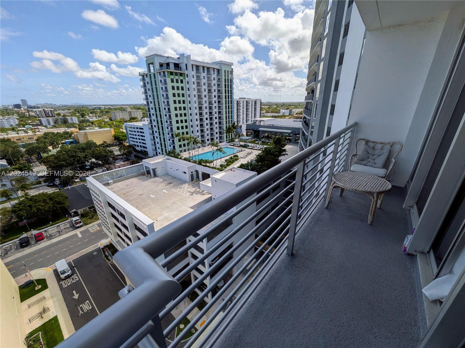 HOME TOWER CONDO - Residential