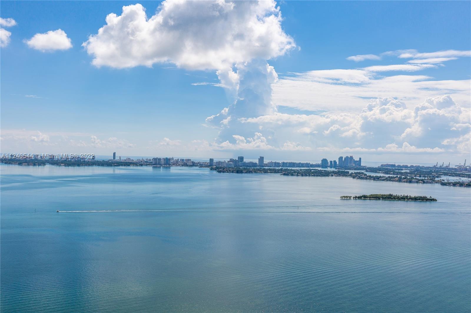 PARAISO BAY CONDO - Residential Lease