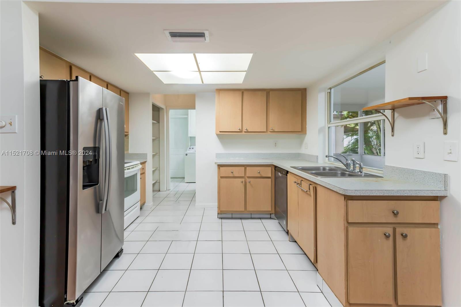 PARADISE GARDENS SEC 4 - Residential