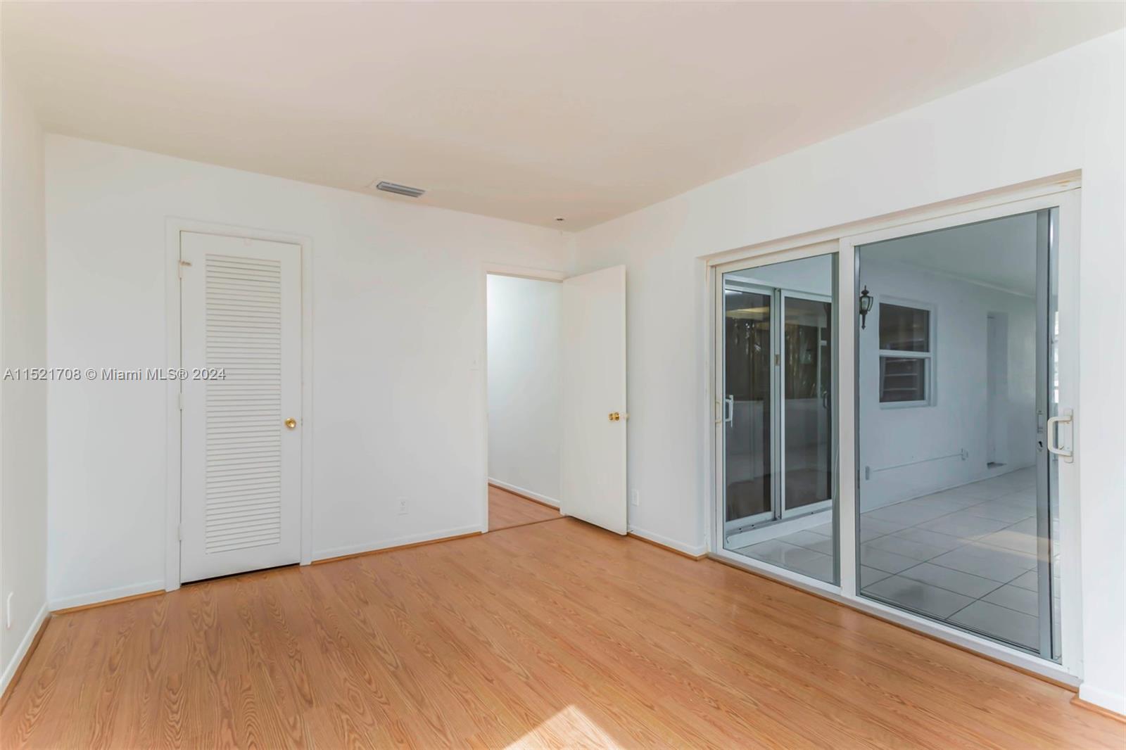 PARADISE GARDENS SEC 4 - Residential