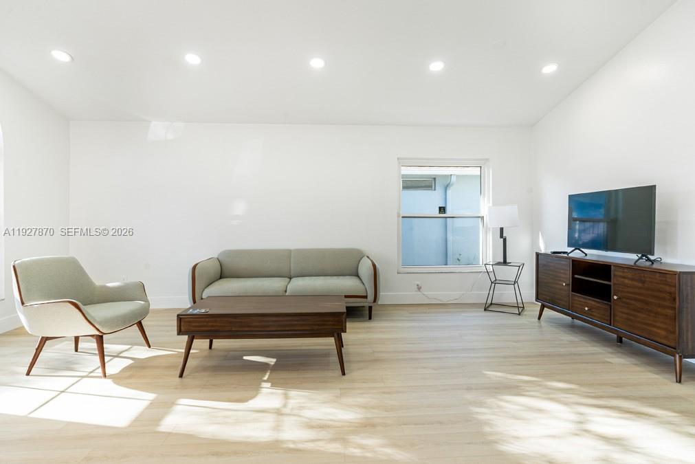 UNTERS CREEK TR 350 PH 01 - Residential