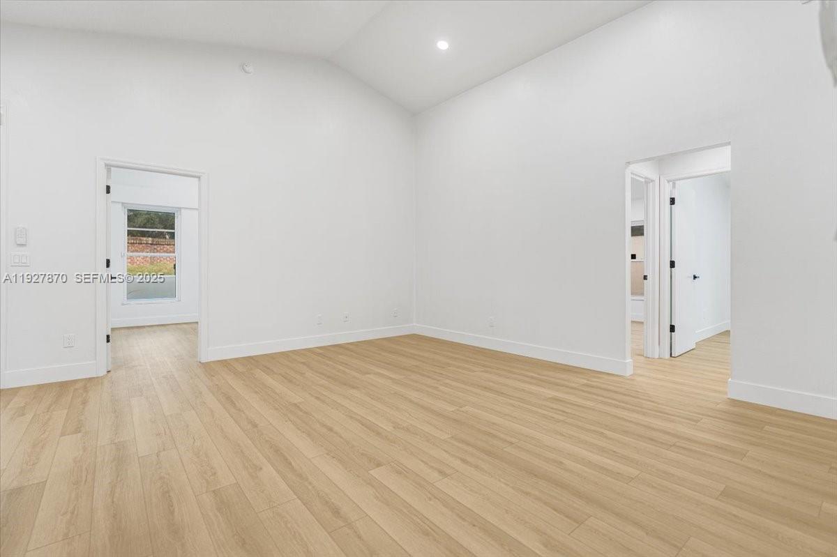 UNTERS CREEK TR 350 PH 01 - Residential