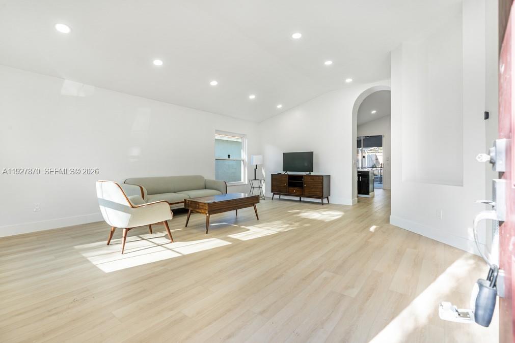 UNTERS CREEK TR 350 PH 01 - Residential