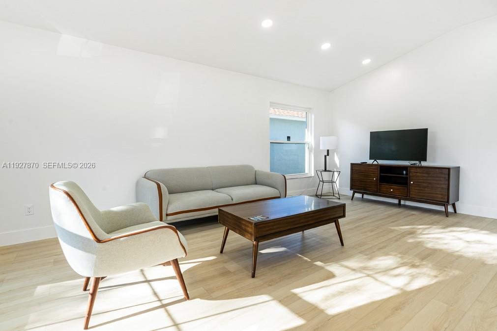 UNTERS CREEK TR 350 PH 01 - Residential