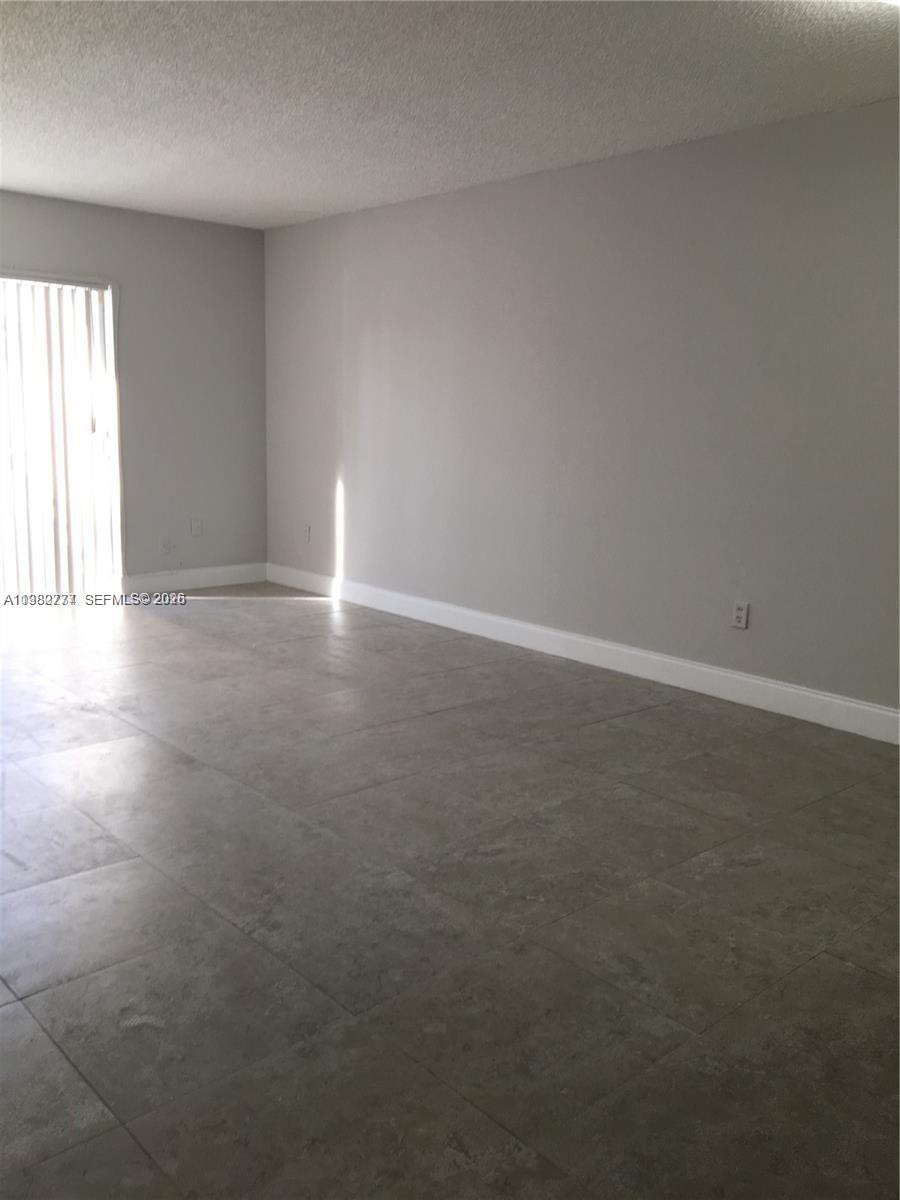 KINGS CREEK SO CONDO - Residential Lease