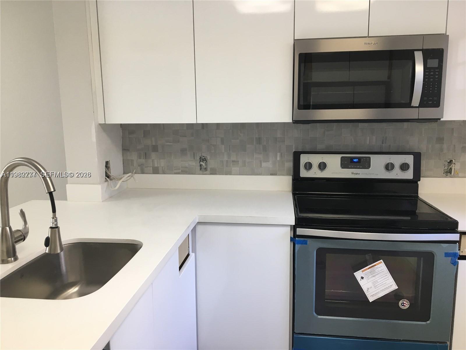 KINGS CREEK SO CONDO - Residential Lease