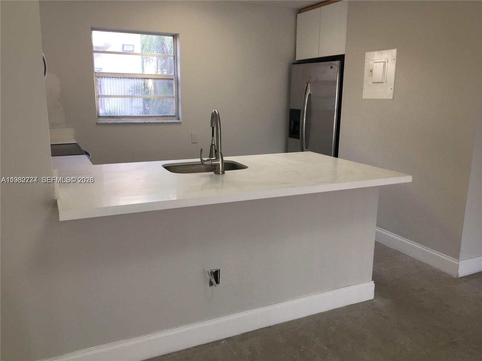 KINGS CREEK SO CONDO - Residential Lease