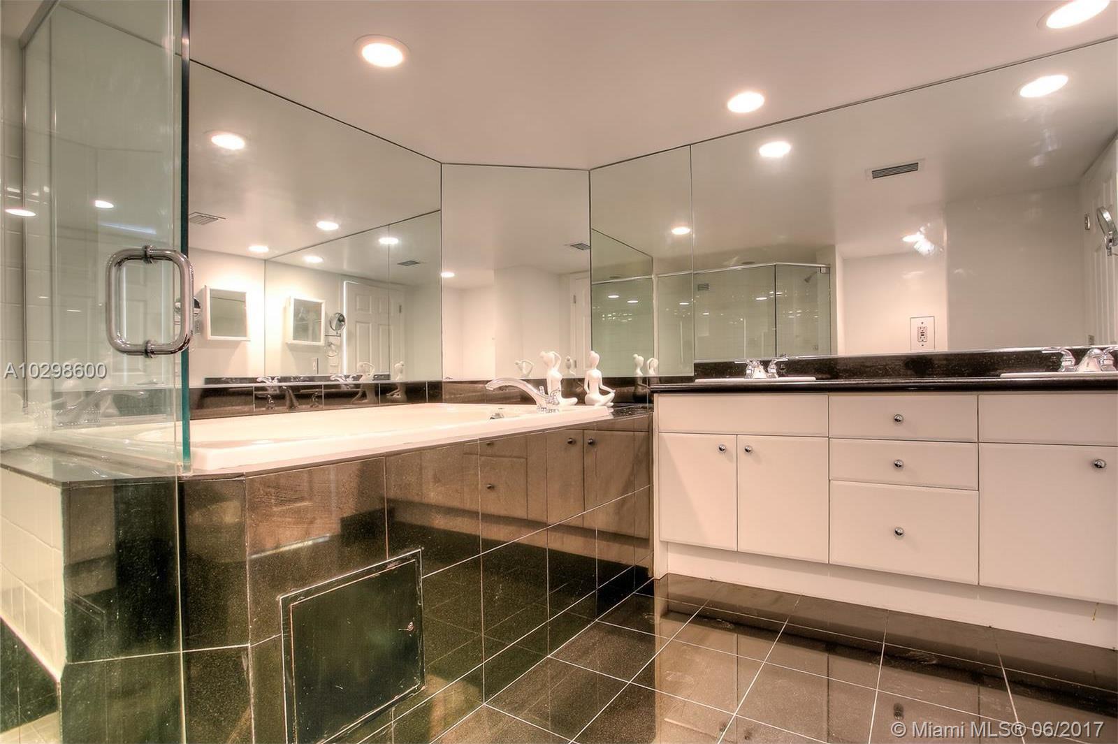 5600 CONDO - Residential Lease