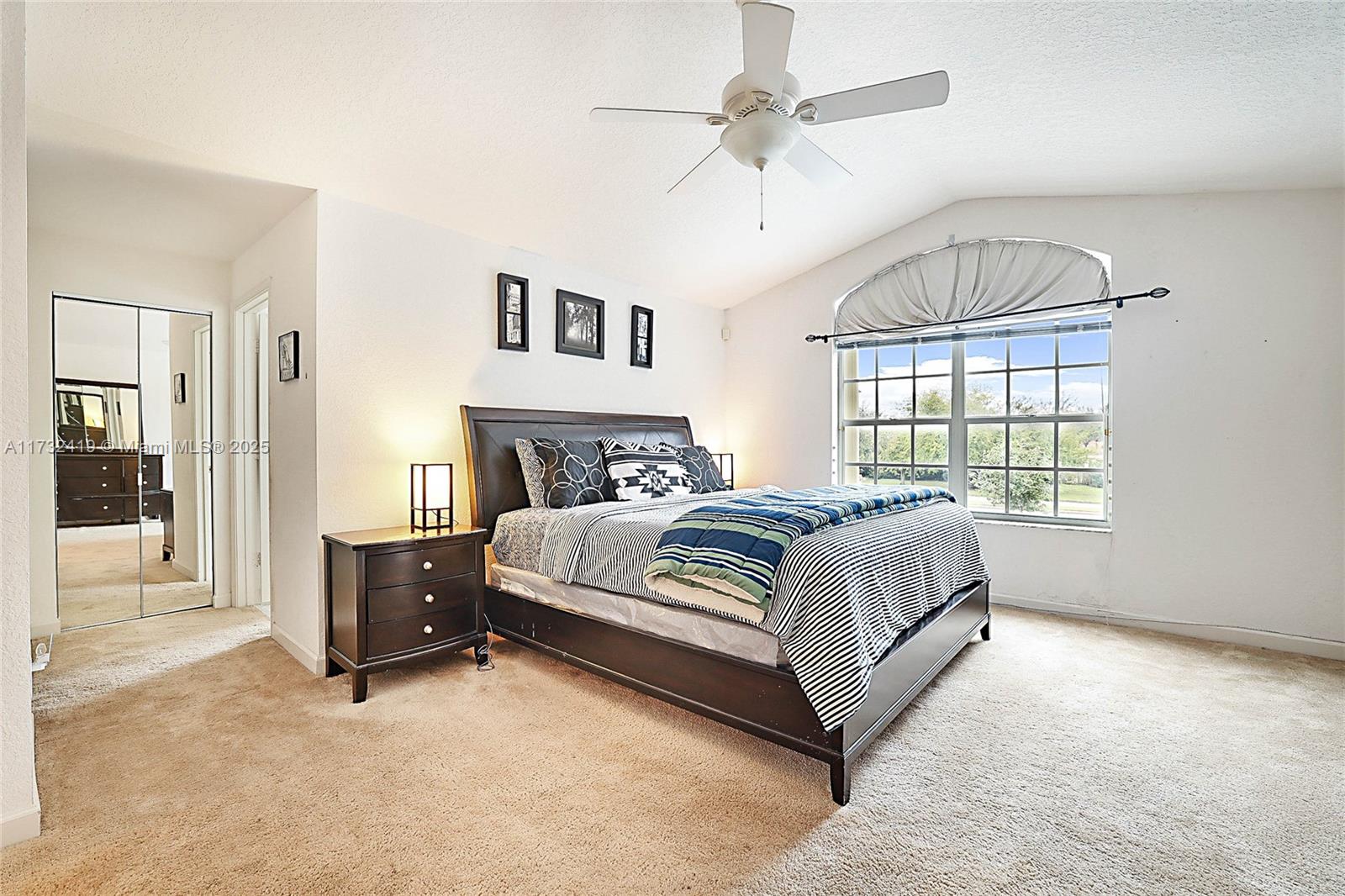 LAKEVIEW DRIVE SUBDIVISIO - Residential