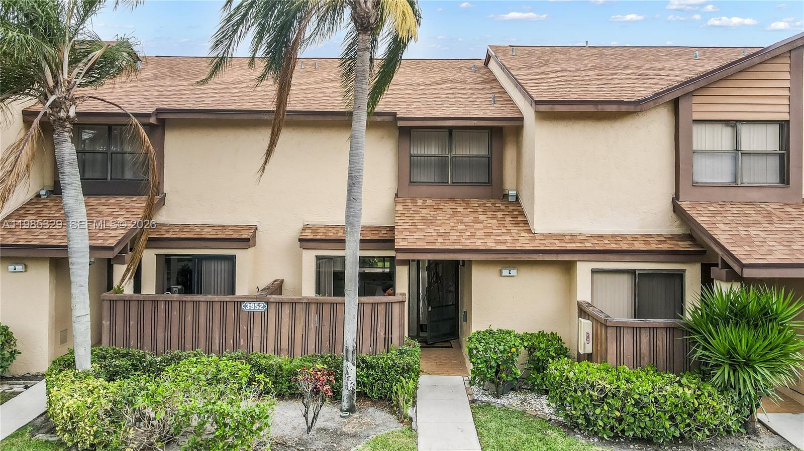 KARANDA VILLAGE III-D CON - Residential Lease