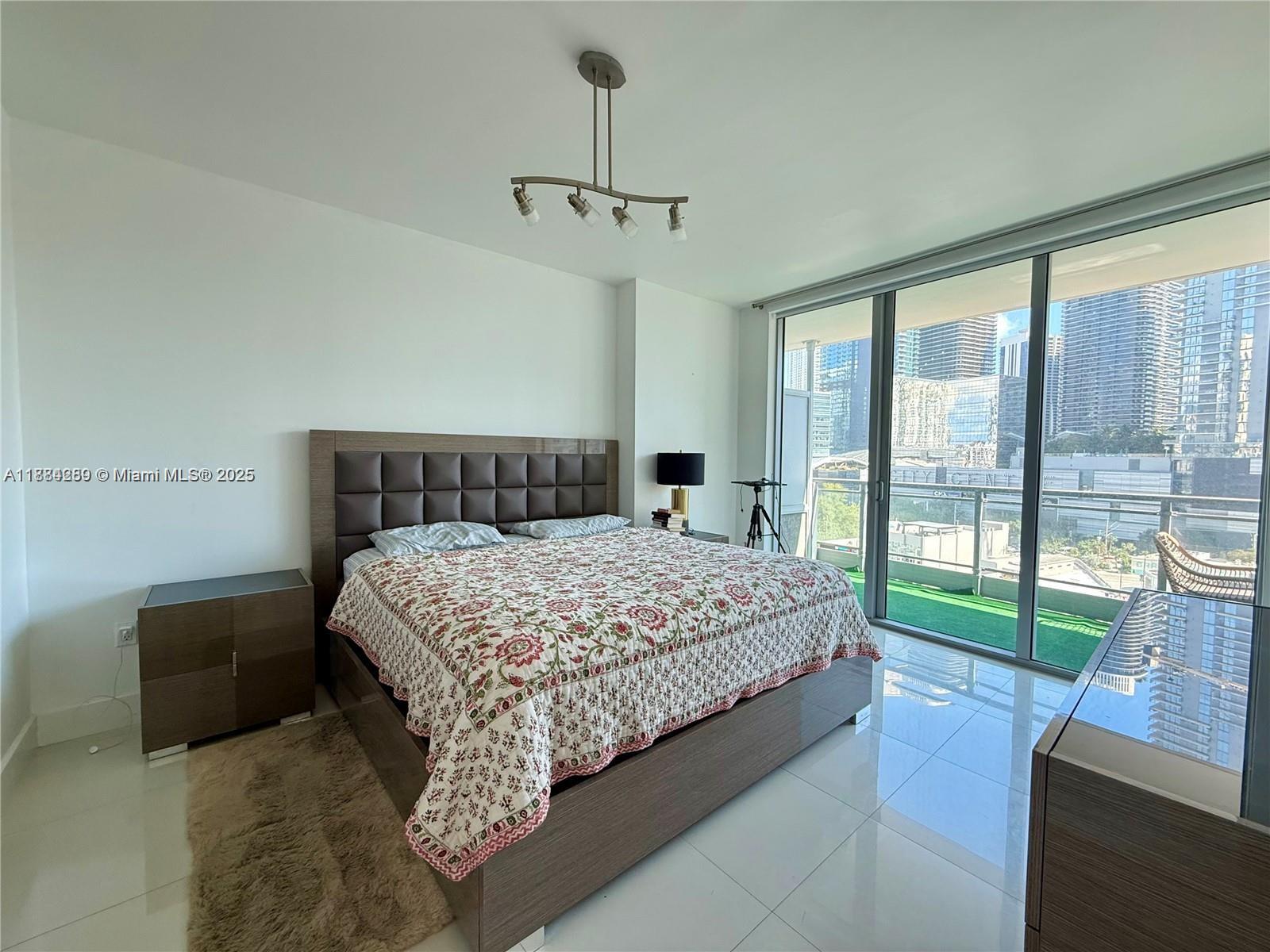 92 SW 3rd St 1104