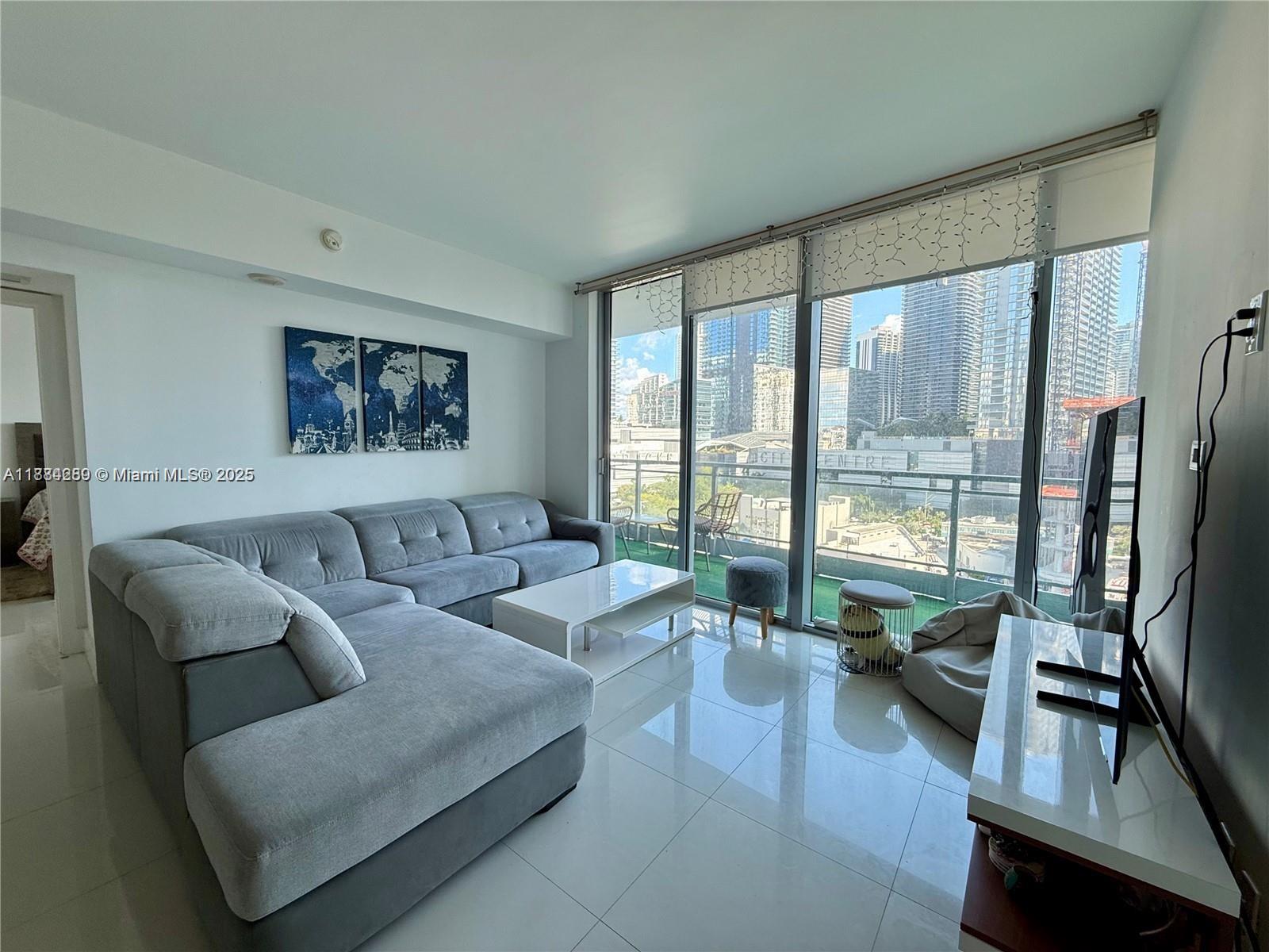 92 SW 3rd St 1104