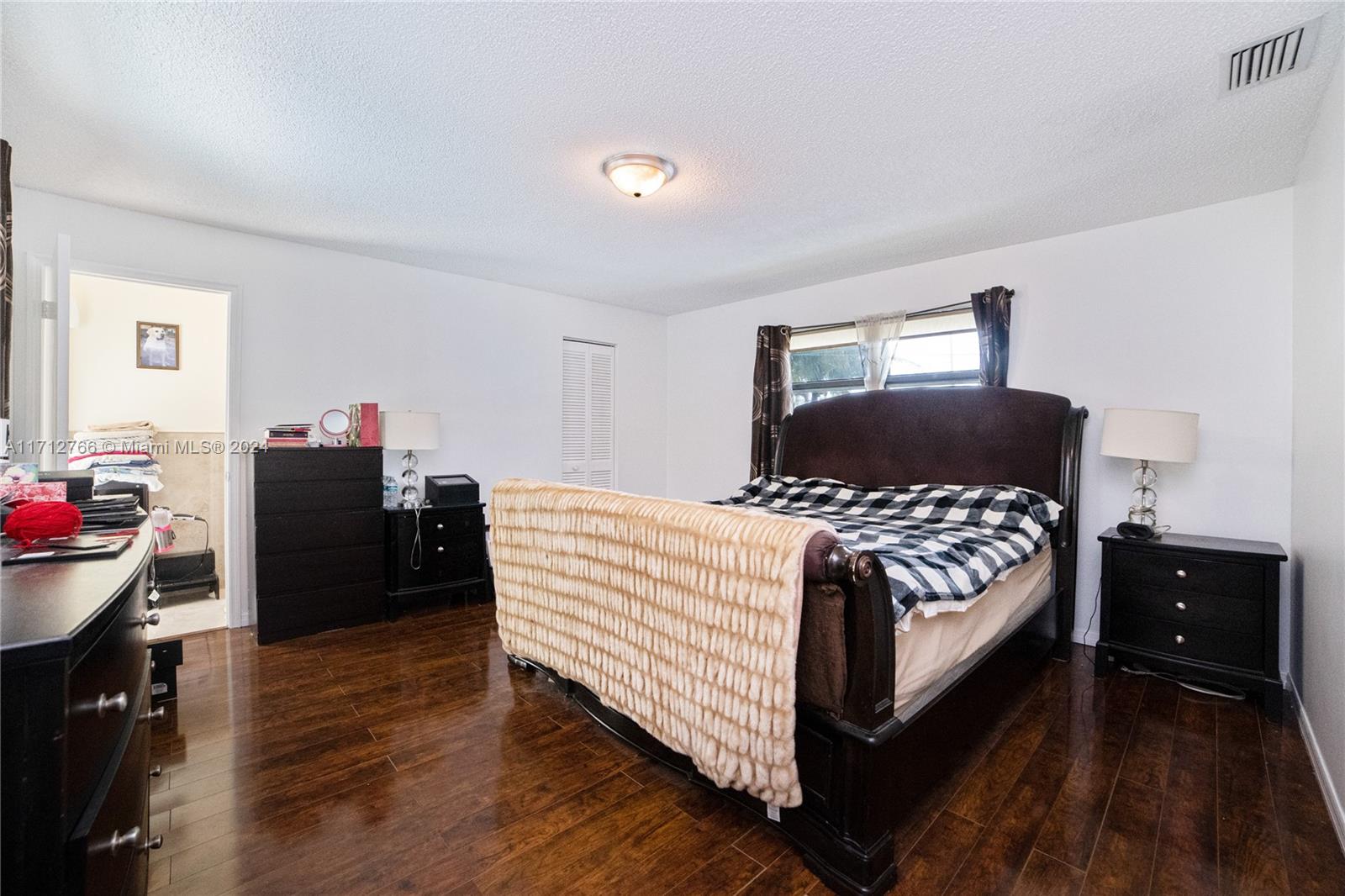 ROYAL PALM VISTA - Residential