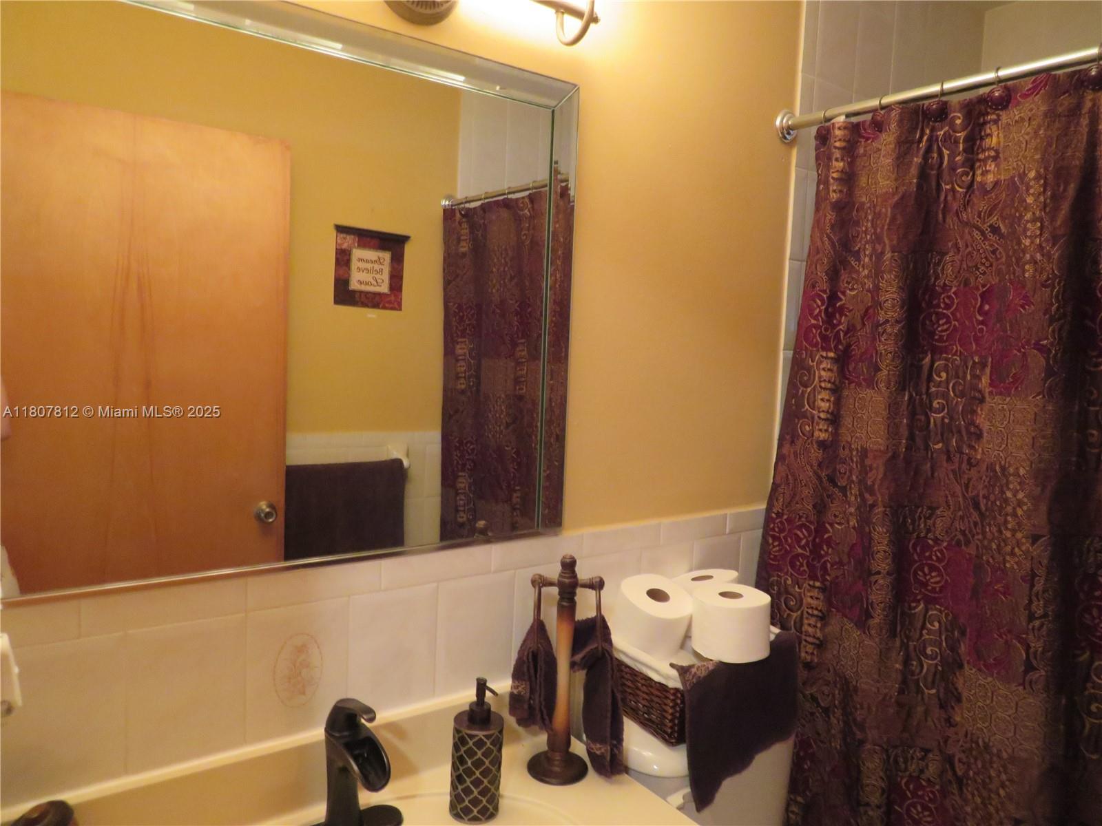 SILVER GARDENS CONDO - Residential