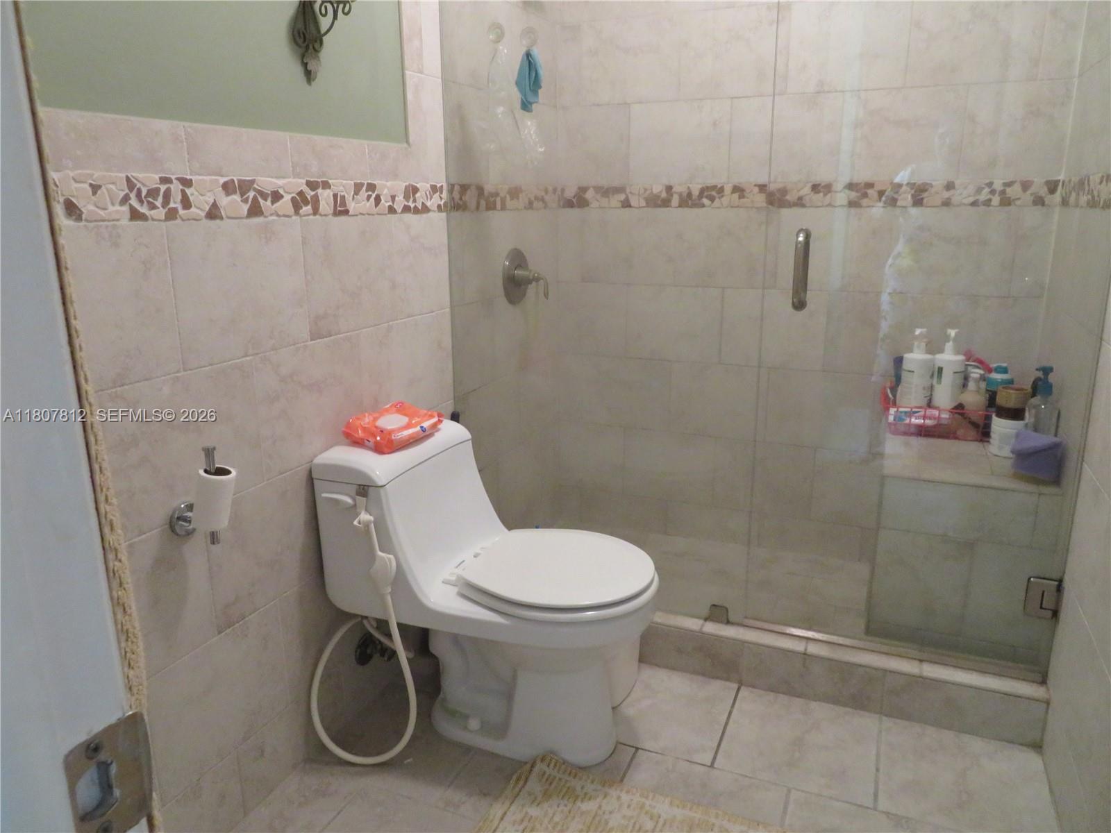 SILVER GARDENS CONDO - Residential