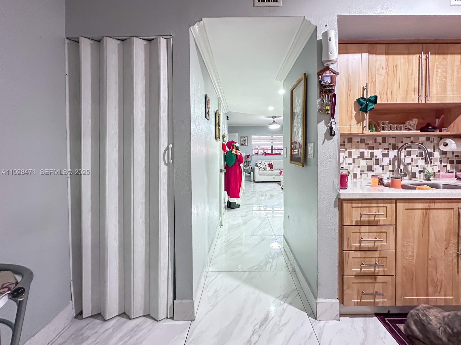 SANTAMARIA ESTATES CONDO - Residential