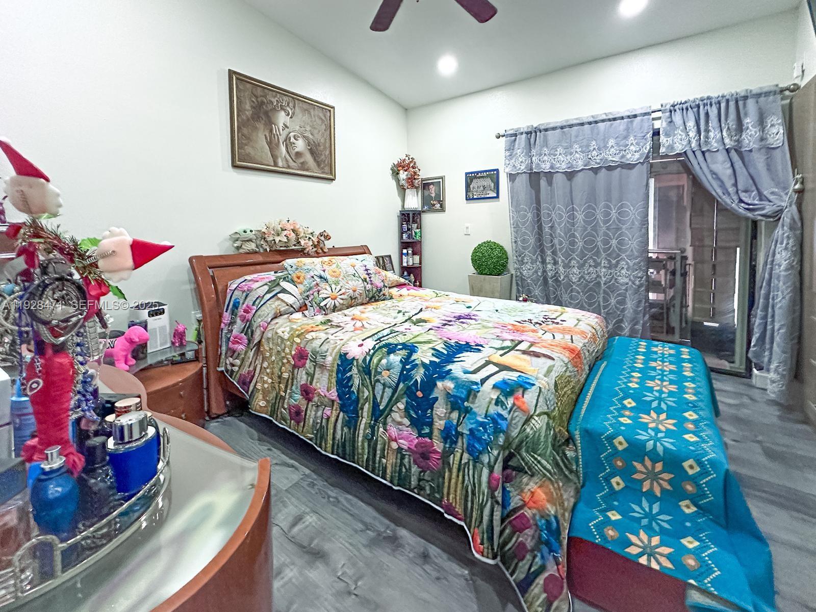 SANTAMARIA ESTATES CONDO - Residential