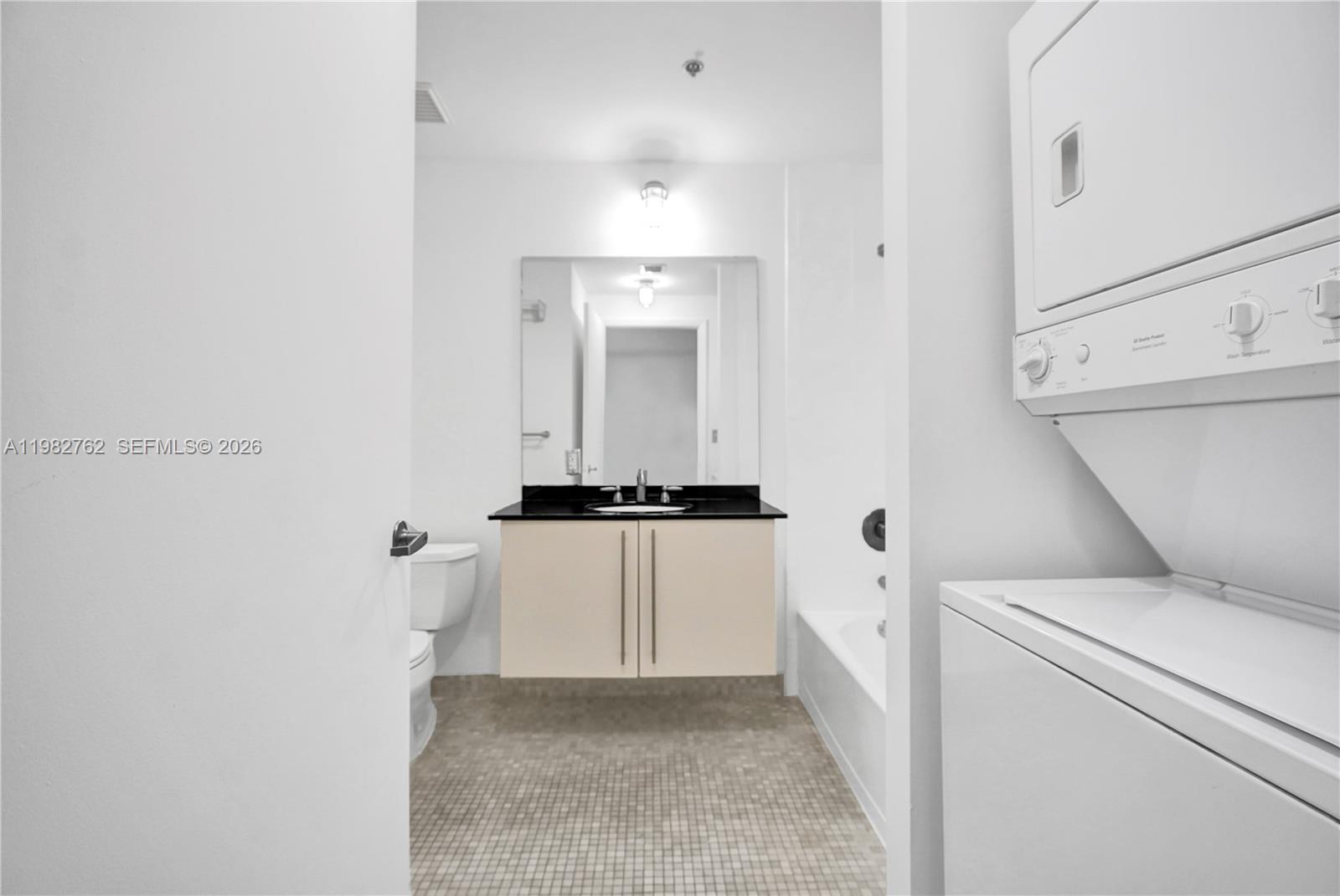 THE BANK CONDO - Residential