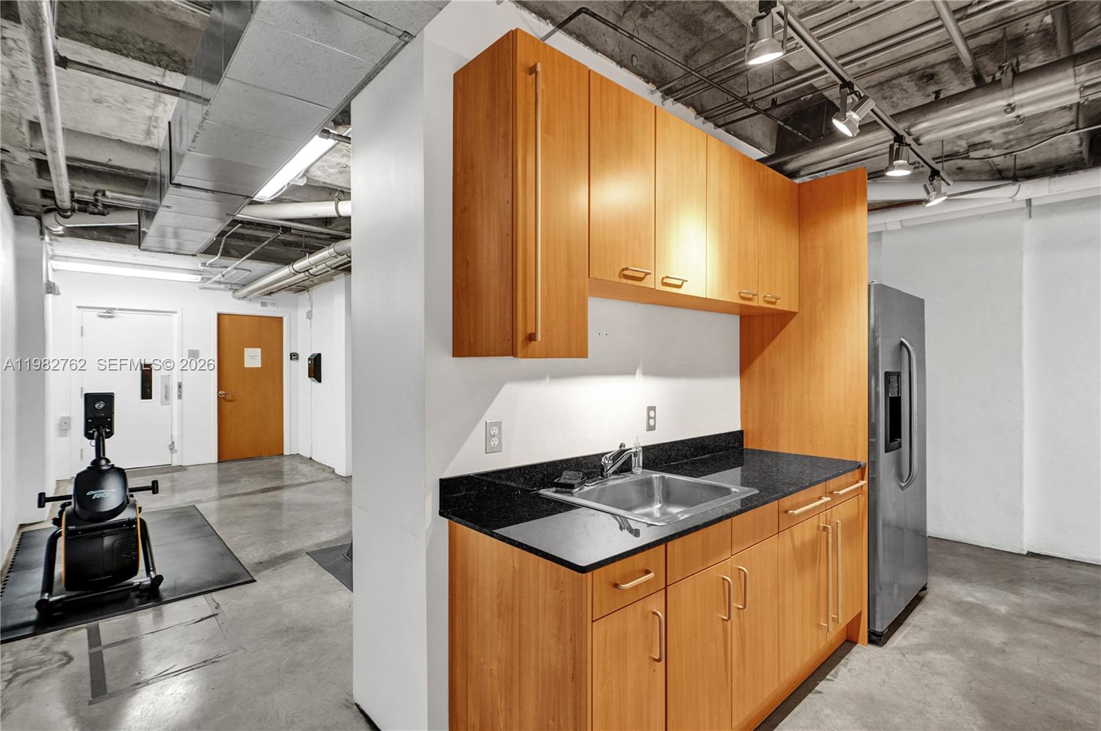 THE BANK CONDO - Residential