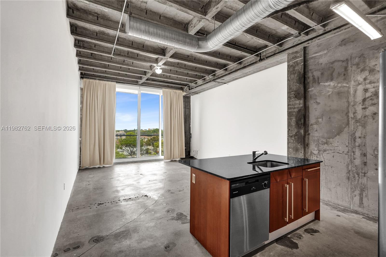 8101 Biscayne Blvd R-513