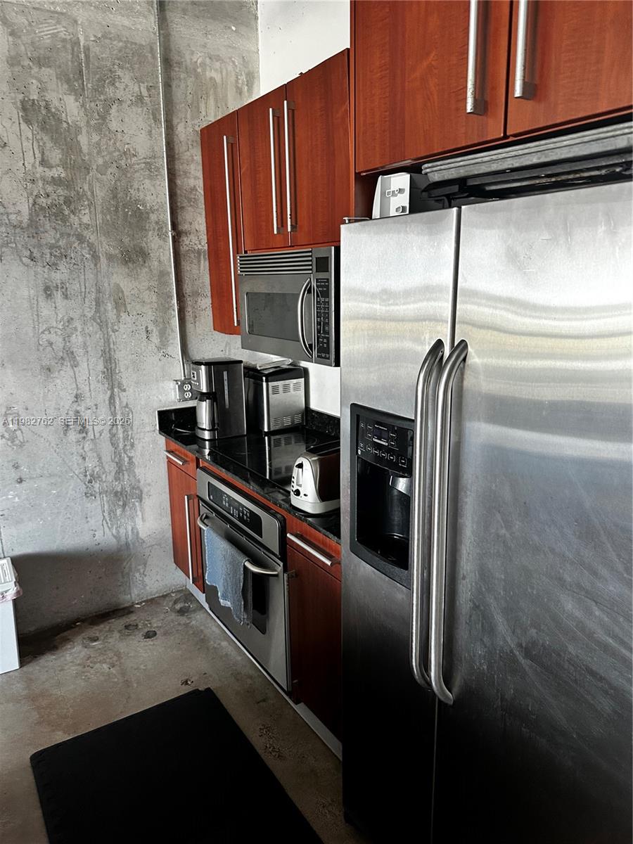 THE BANK CONDO - Residential