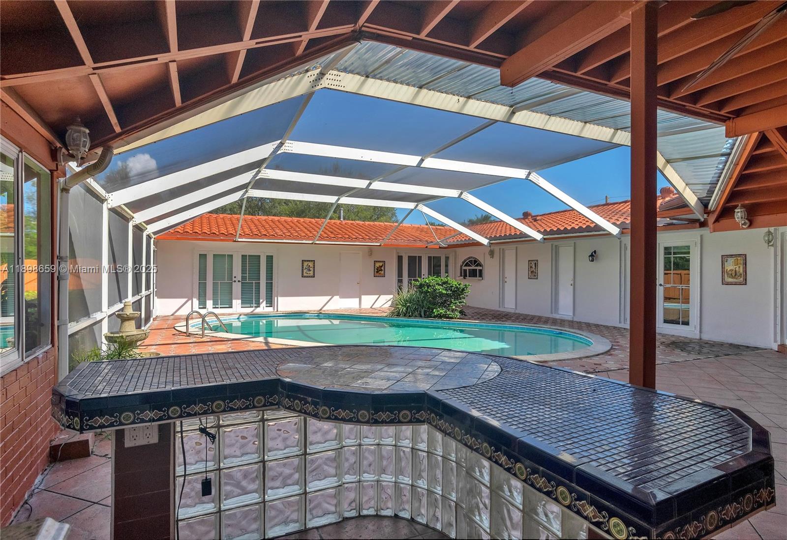 PINEWOOD ESTATES - Residential Lease