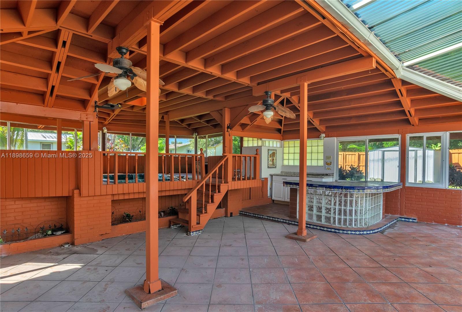 PINEWOOD ESTATES - Residential Lease