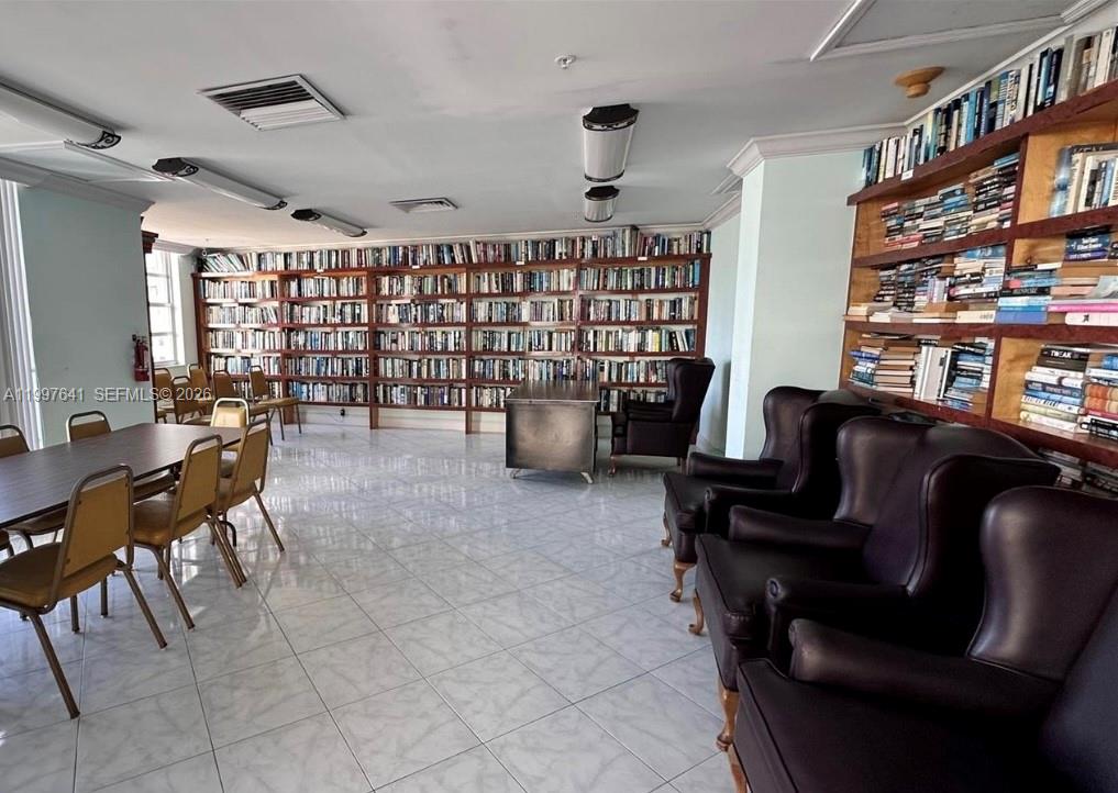 COMMODORE PLAZA CONDO - Residential Lease