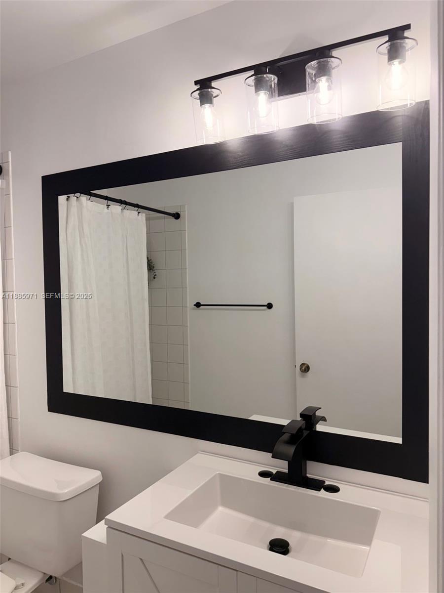 PEMBROKE POINTE - Residential